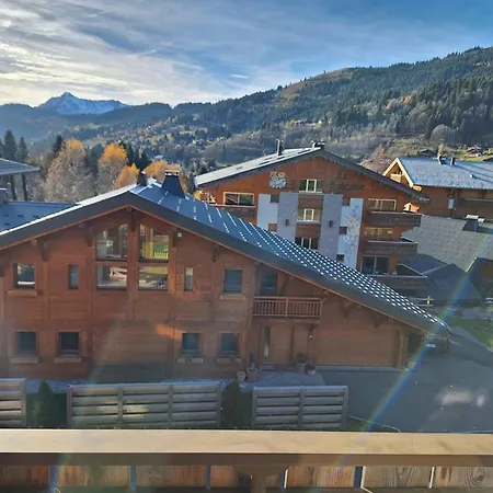 Appartement T2 Confortable Avec Balcon Et Parking Aux Gets - Fr-1-573-145